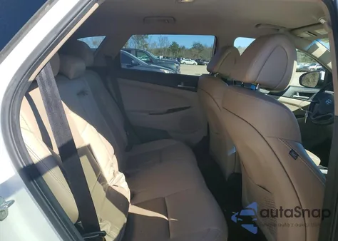 2016 Hyundai Tucson Limited z USA, uszkodzony, nr VIN KM8J33A28GU043934